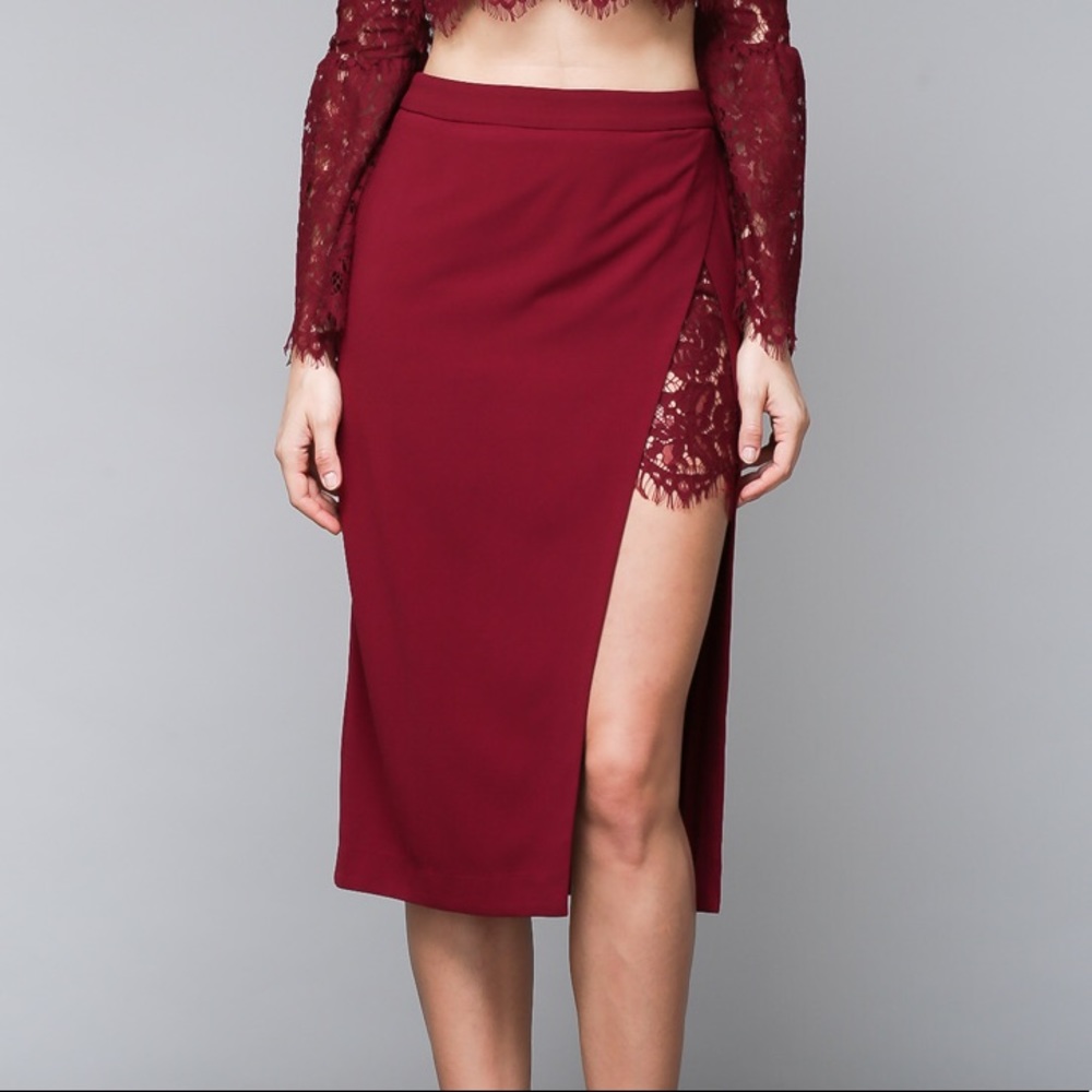 Lace Split Skirt